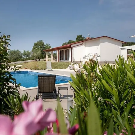 Holiday home House Ivanka For 5 Persons With Pool Contry Side Of Rovinj Rovinjsko Selo