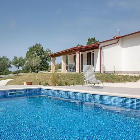 House Ivanka For 5 Persons With Pool Contry Side Of Rovinj * Rovinjsko Selo